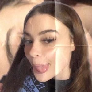 Meet your Posher, Chantelle